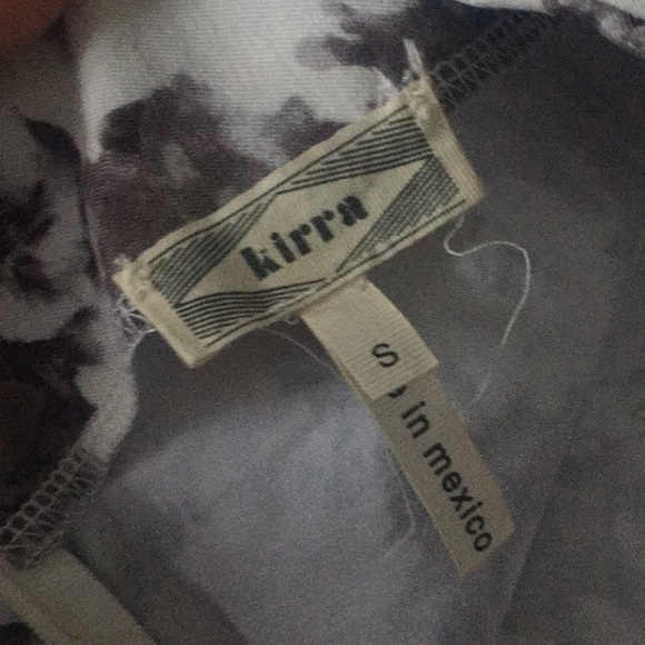 High waist Flower Shorts - Picture 3 of 3